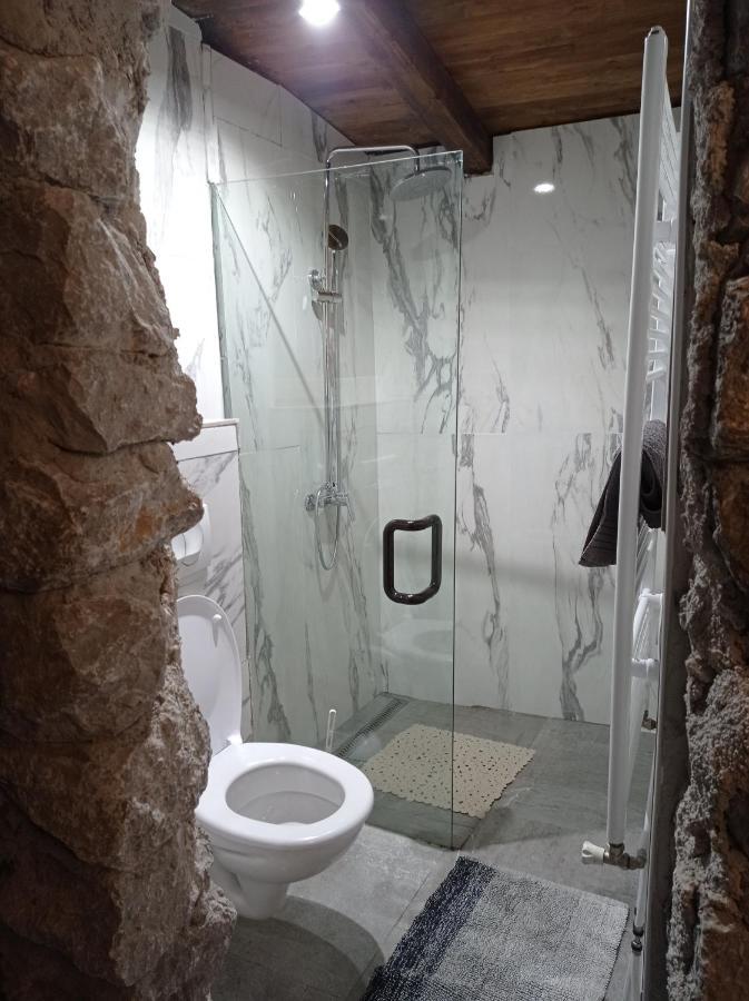 Villa Kuca Za Odmor "Neralic" Josipdol Esterno foto
