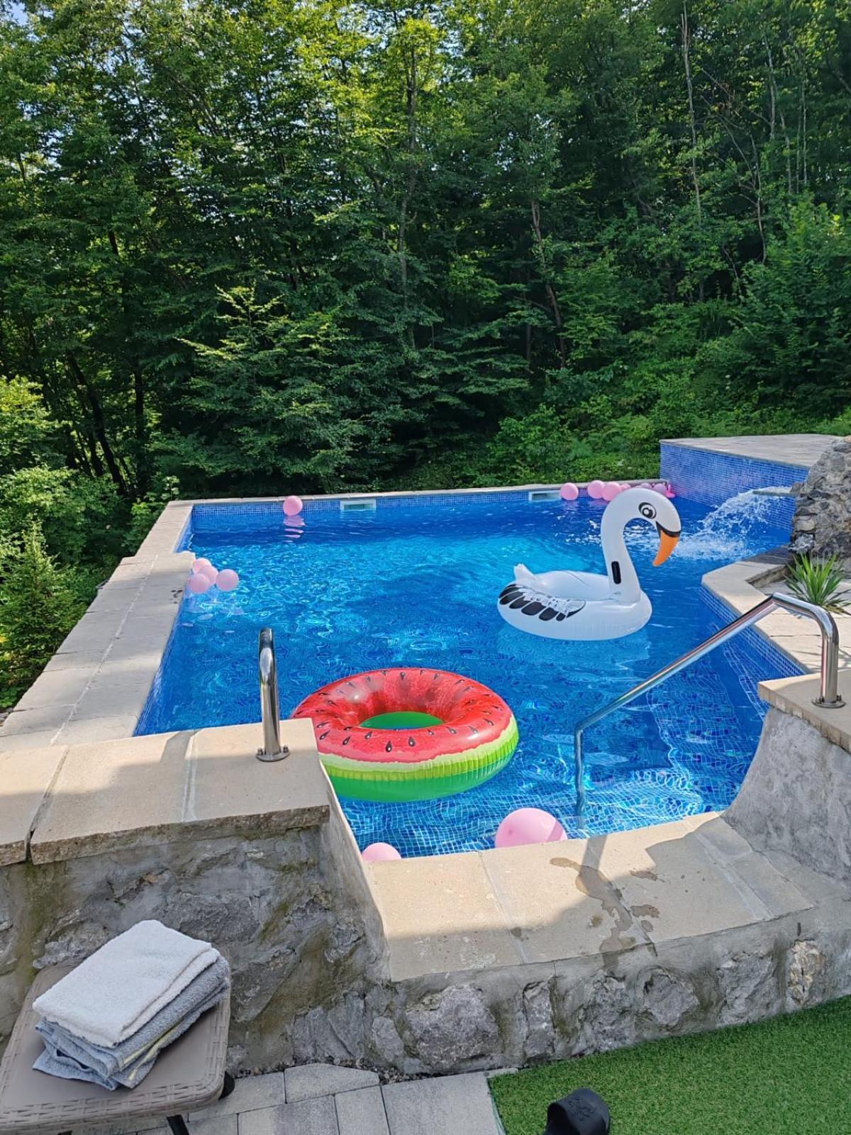 Villa Kuca Za Odmor "Neralic" Josipdol Esterno foto